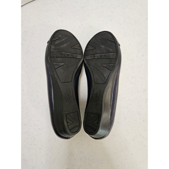 Size  Women Shoes 6M 6 LifeStride Fabiana Ballet Flat Navy Blue F8006S1401 - Picture 6 of 6